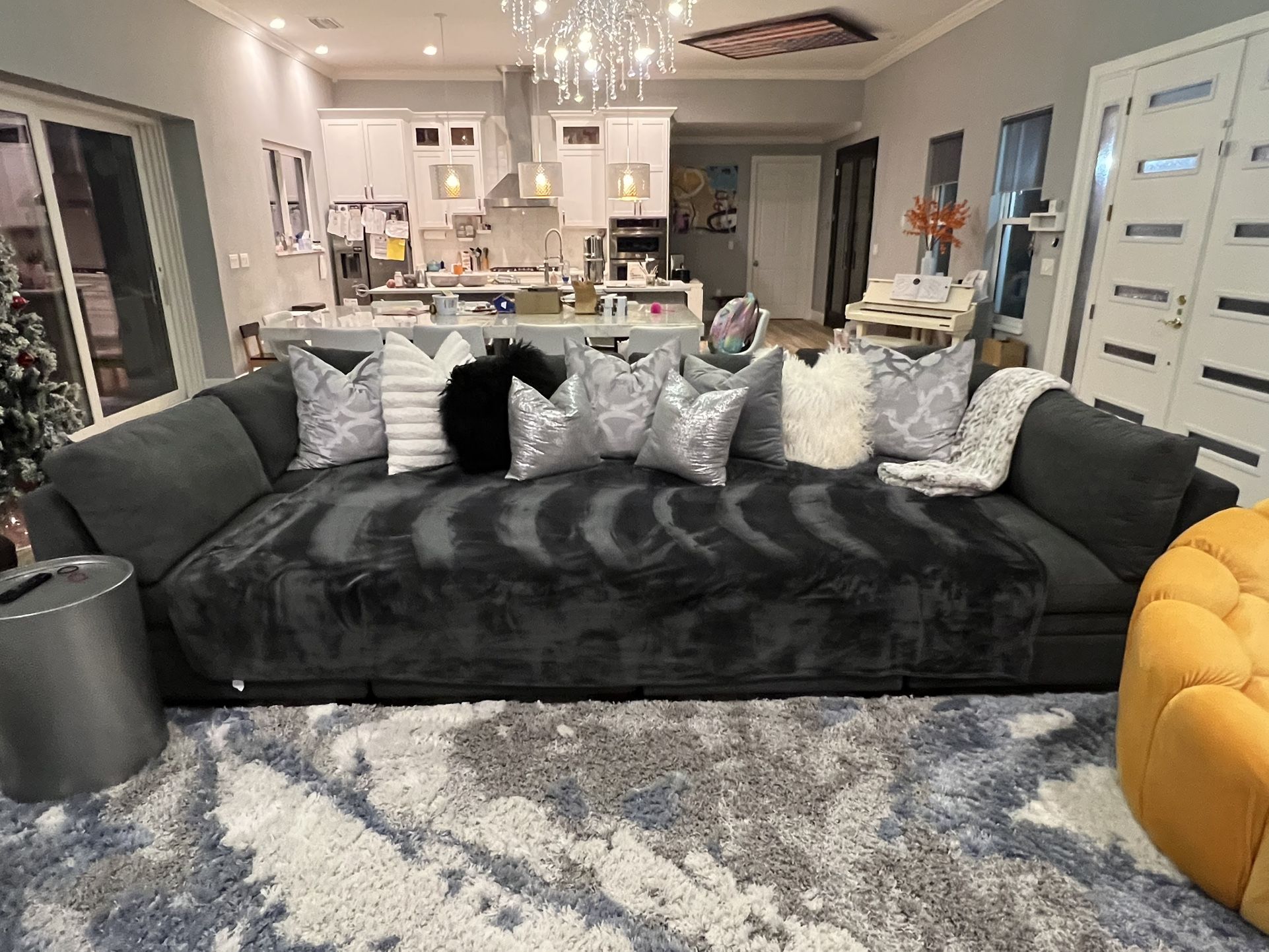 Sectional Sofa Grey Fabric Like New Condition