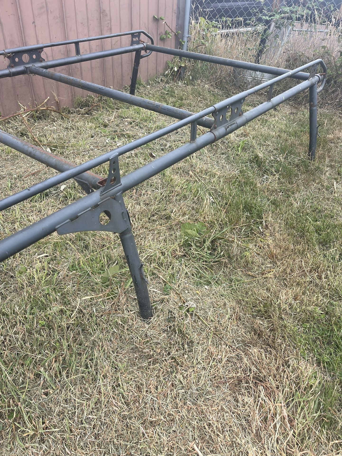 KM Ladder Rack