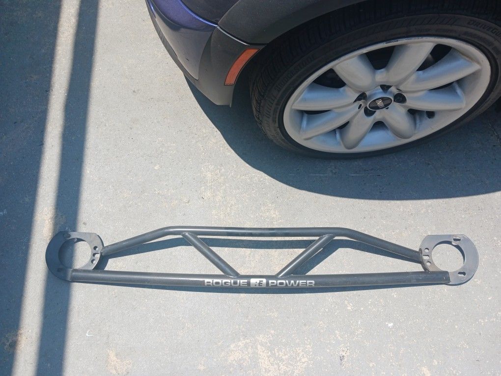 Rogue Engineering E46 RACEBRACE Strut Tower Brace