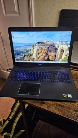 Dell Gaming G3-3590, i5-8th gen, GTX 1050 4gb vga, 8gb ram, 256gb ssd. Everything work well except keyboard has loop when press (RGB external bluetoot