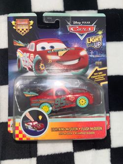 Disney Pixar Cars Light Up Lightning McQueen Die-Cast
