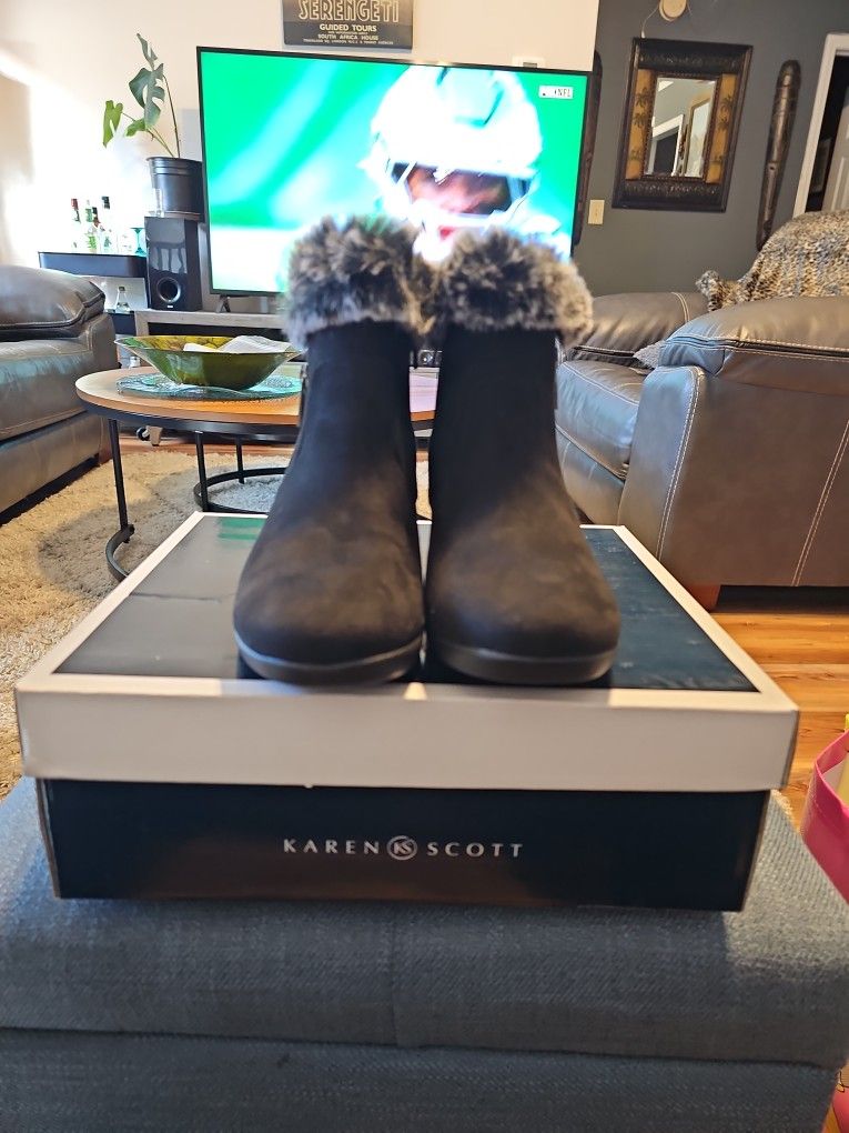Karen Scott Boots
