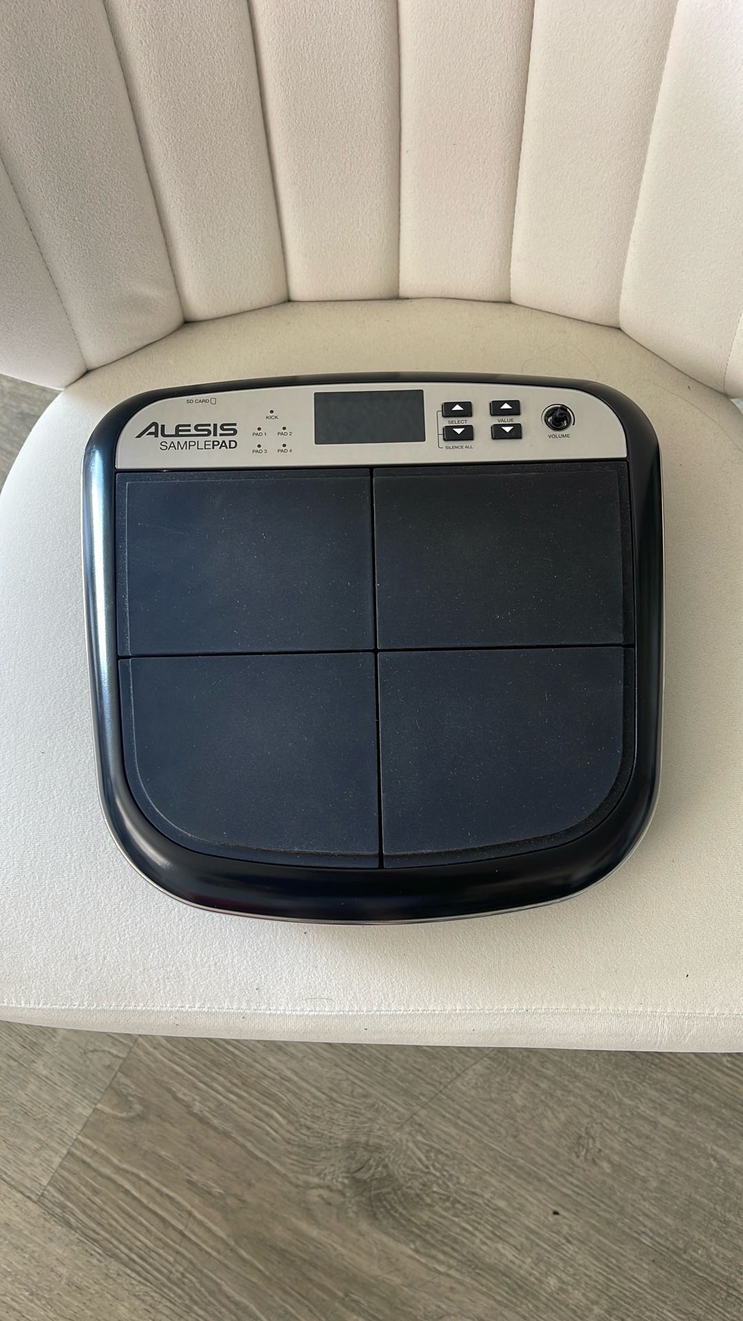 ALESIS SAMPLE PAD
