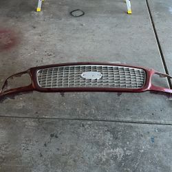 1999 Ford Expedition Grill