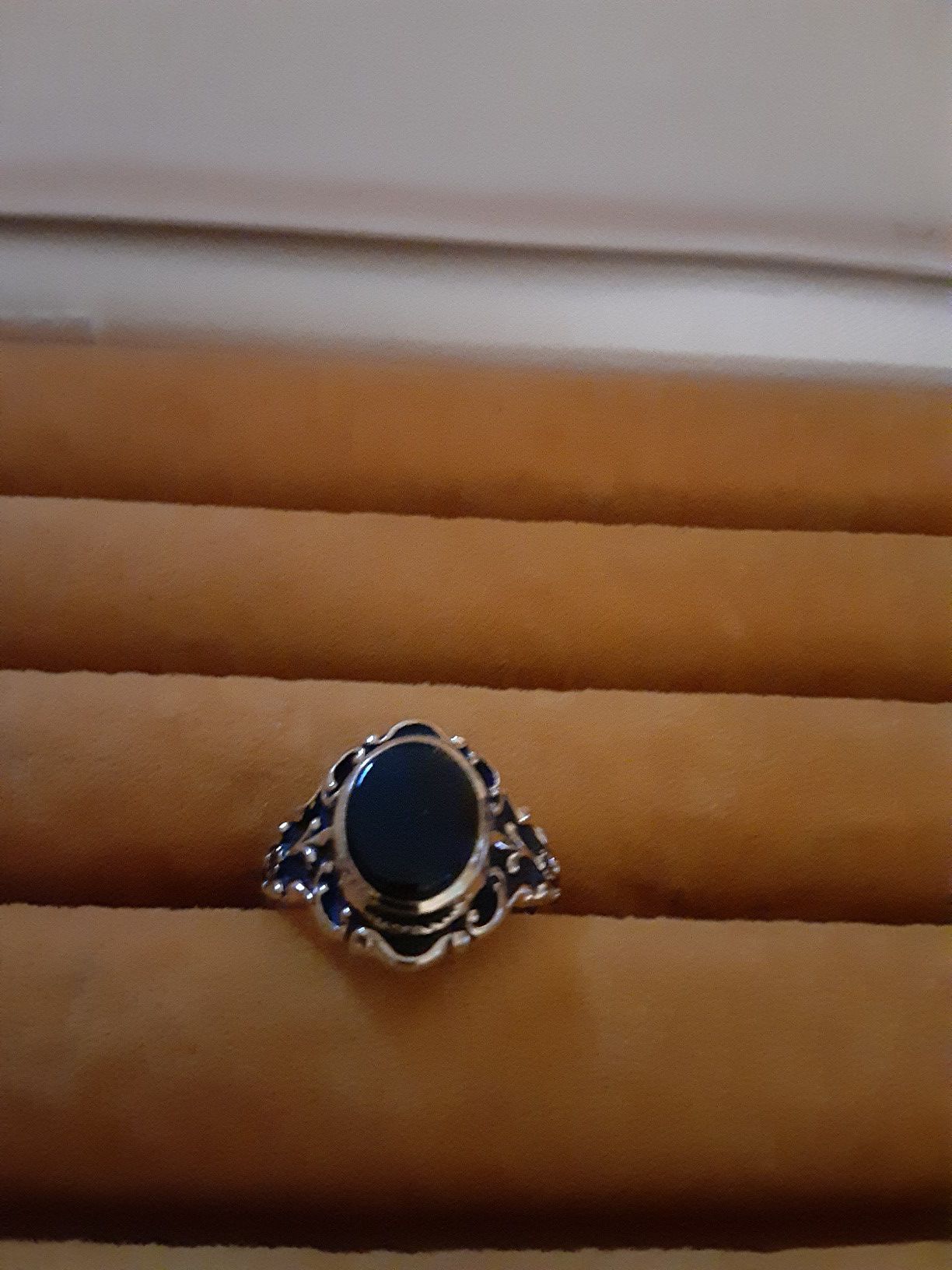 Black stone ring size 5 1/2
