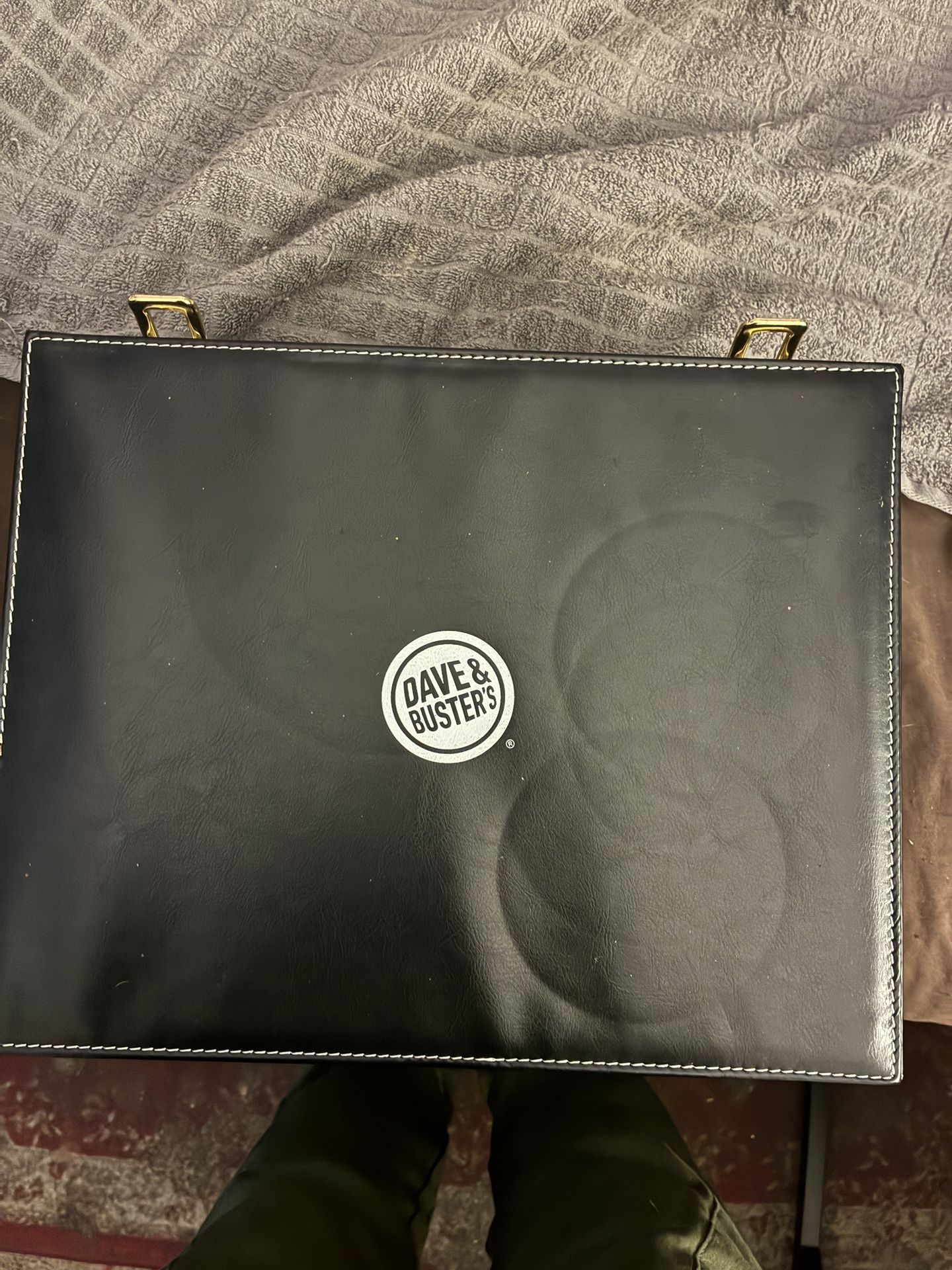 Dave And Busters Decanter Set