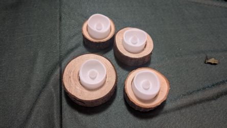 Electric tea candles with wooden holders