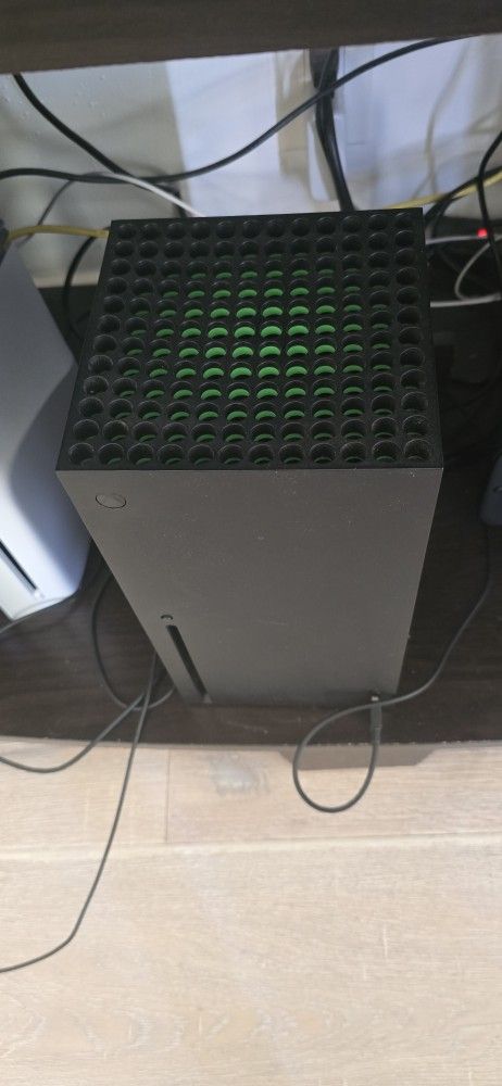 Xbox Series X Plus 2 Controllers