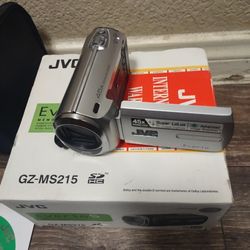 JVC Gz Ms 2 15.  Everio Tested Works With Charger And Accessories