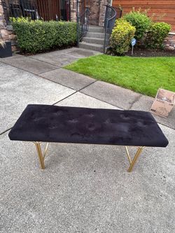 Black velvet bench with gold legs