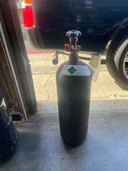 Nitrogen tank