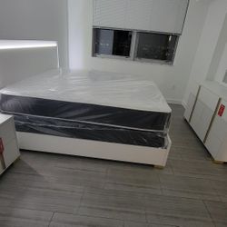 Bedroom Set 4 Pcs Led Lights Bed White Wood 4 Pcs