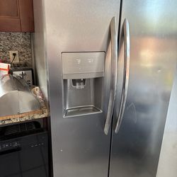 Refrigerator Frigidaire