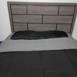 Queen Size Bed With Mattress And Box Spring, Dresser And Mirror With Nightstand As Well 