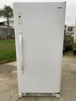 13.7 Cu.Ft. Capacity Defrost -Free Upright 