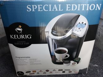 Single cup coffee maker