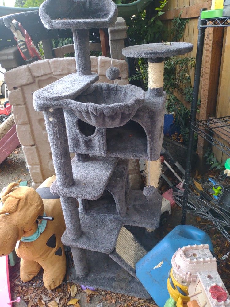 Cat Tree