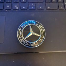 OEM Mercedes Benz Hood Cap