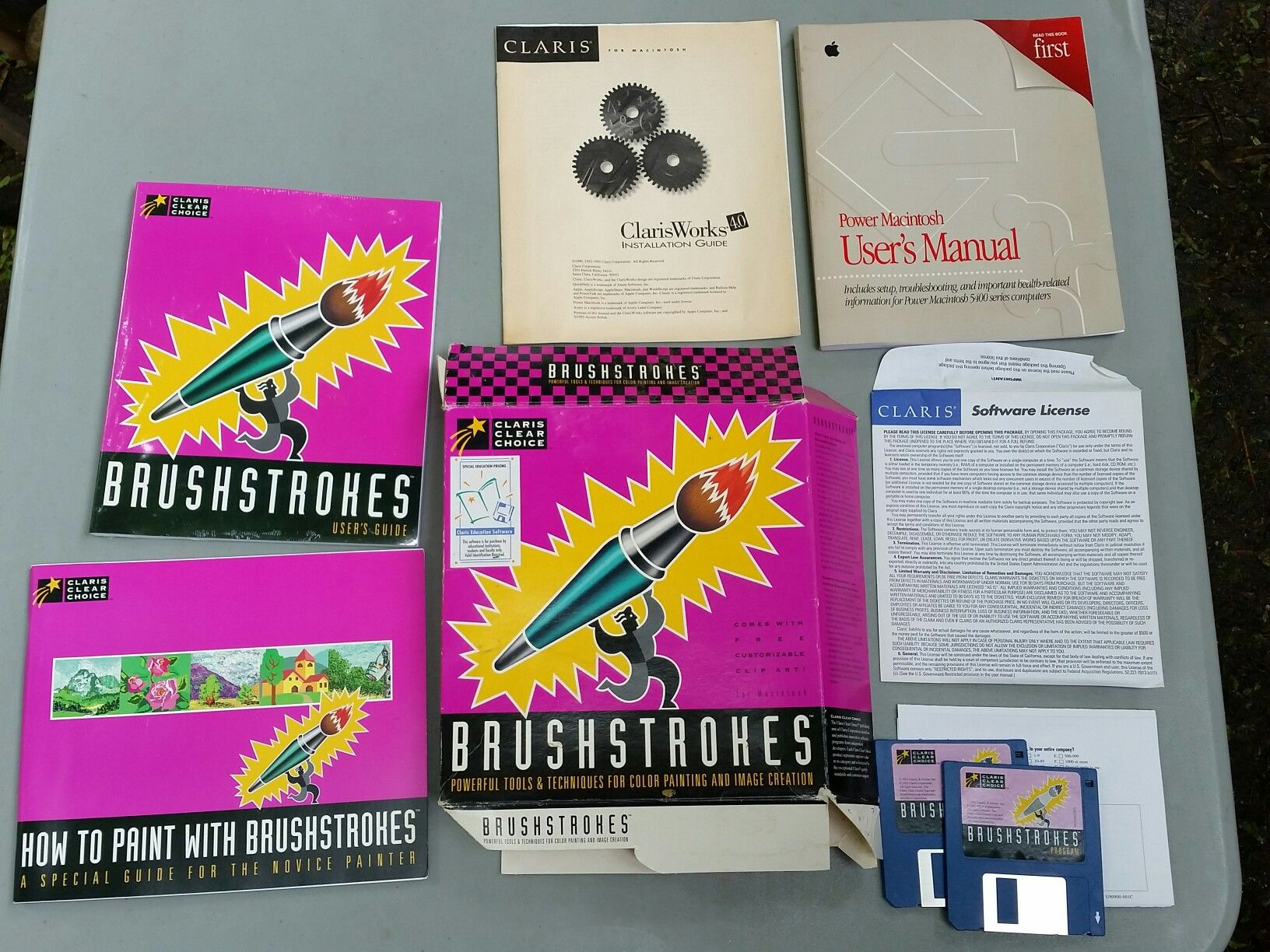 Vintage Apple power Macintosh Claris works brushstrokes computer software