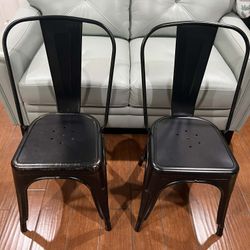 LIKE NEW 2PK Furniture Commercial Grade Black Antique Gold Metal Indoor Outdoor Stackable Chair