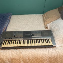 Yamaha piano for sell