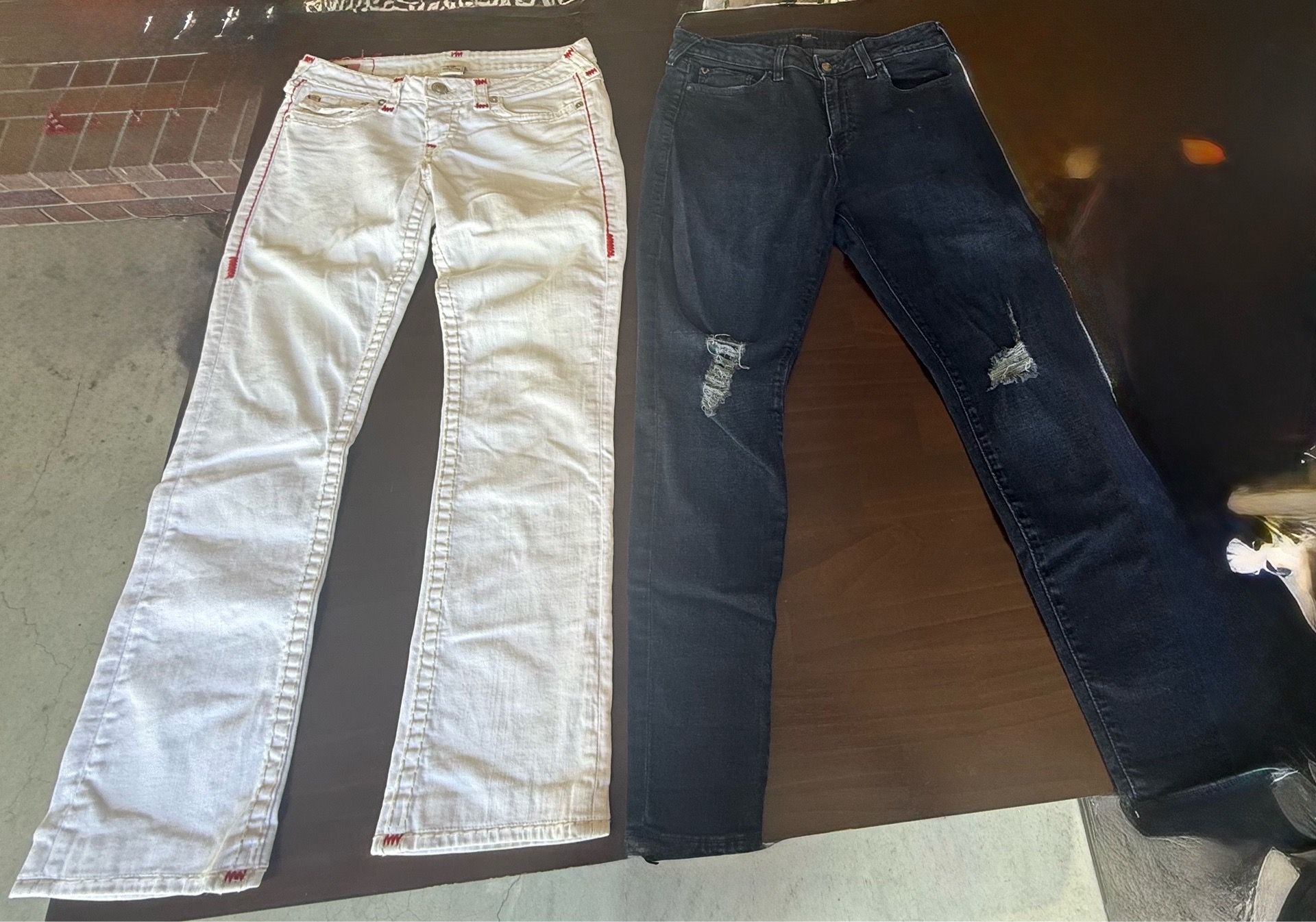 (2) pairs true religion jeans