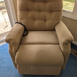 LazBoy Lift recliner Chair