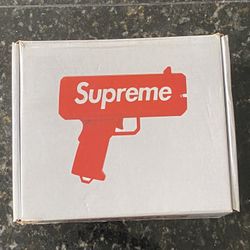 Supreme Money Gun Cannon w/ 100 Bills in Gift Box Novelty Party
