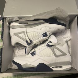 Jordan 4 Midnight Navy