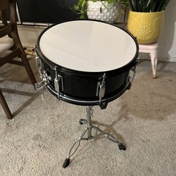 Snare Drum With Stand 