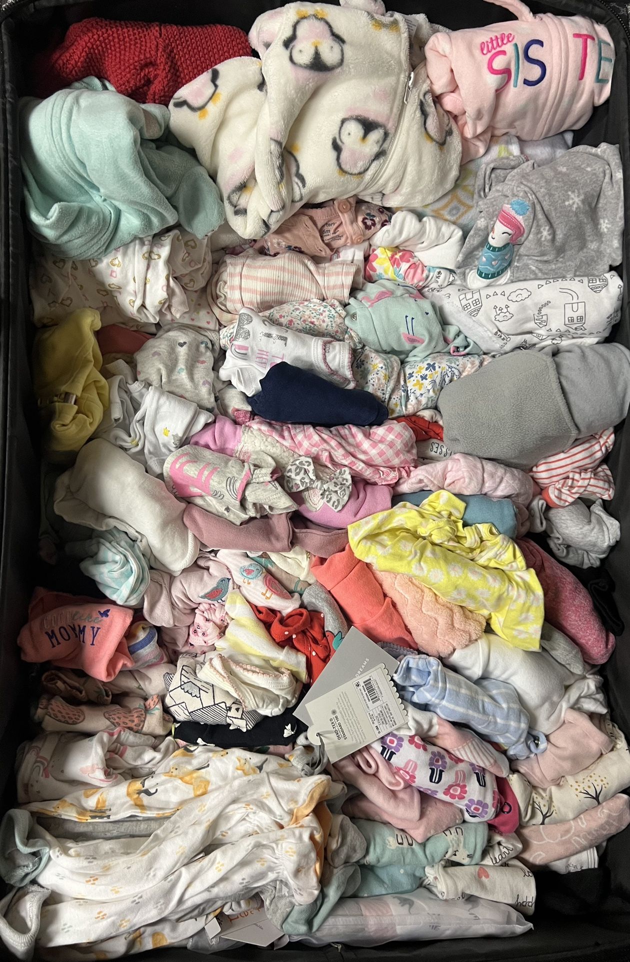 LARGE HAUL of 0-9 mo baby clothes!