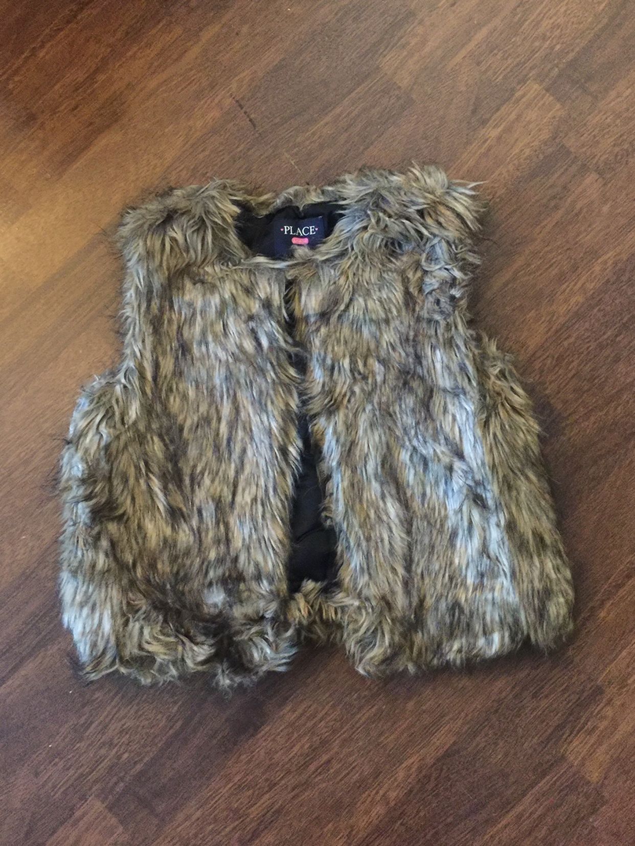 Girls Brown Fur Vest From Children’s Place Size L