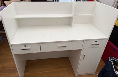 Cash Register Stand