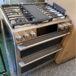 GE Cafe 30” Dual Fuel Range
