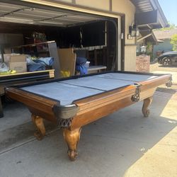 Pool Table 8ft ( Free Delivery & Set Up & New Color Felt Of Your Choice