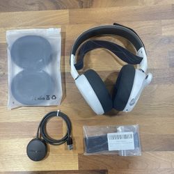 Steel Series Arctic 7 Headphones