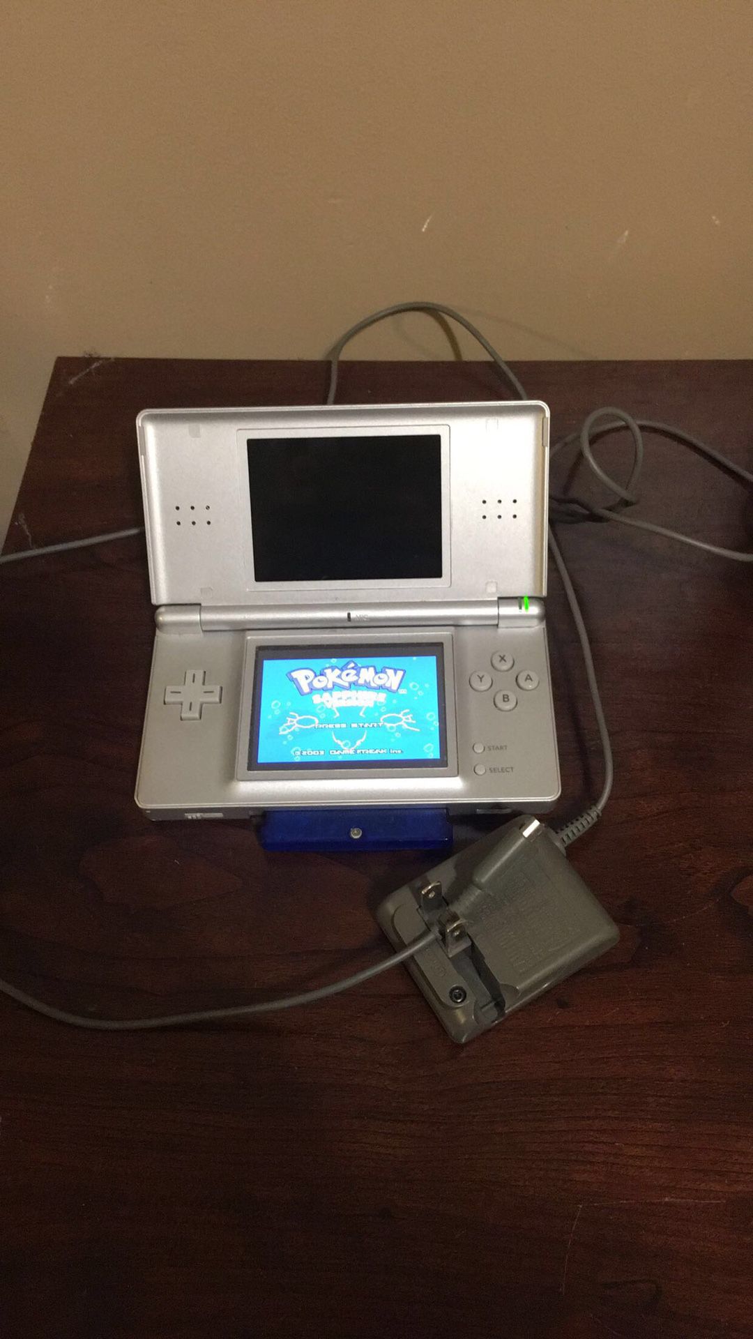 Silver Nintendo DS w/ Charger