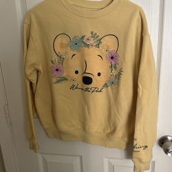 Ladies Winnie The Pooh Sweater Size XSmall