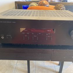 Yamaha Amplifier 