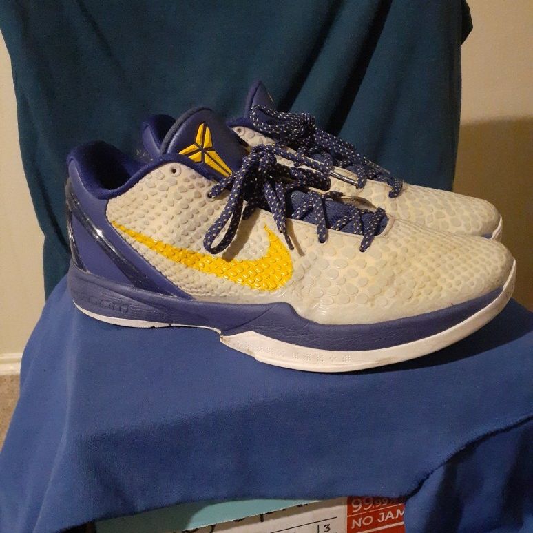 Nike Kobe 6 VI 2011 Lakers Home Kobe Bryant Men's Size 11 429659