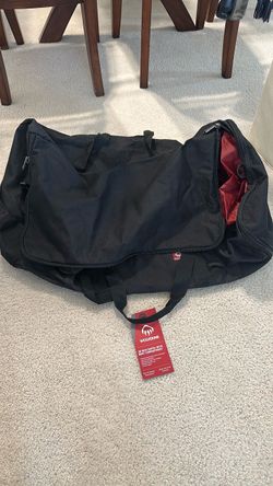 WOLVERINE 30 inch duffle with boot compartment