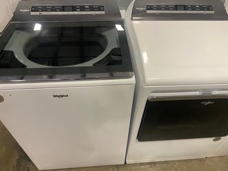 Whirlpool XL Capacity Washer and Dryer Set Electric Top Load Works Like New