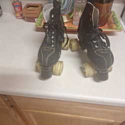XUDRES COWHIDE ROLLER SKATES  SIZE 37 EQUAL. 6.5/7. WOMEN'S. $40 FIRM PRICE 