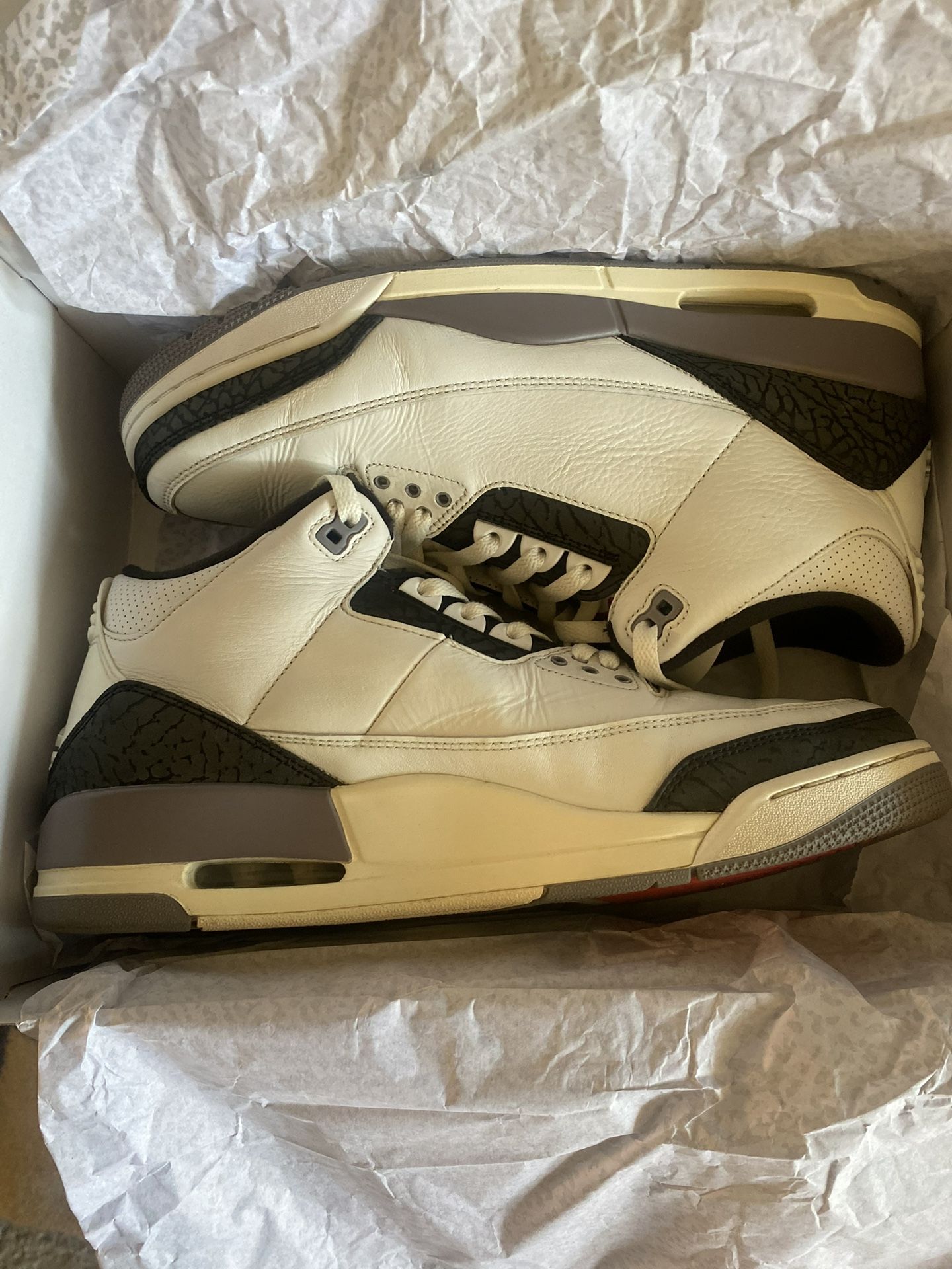 Jordan 3 - Size 12