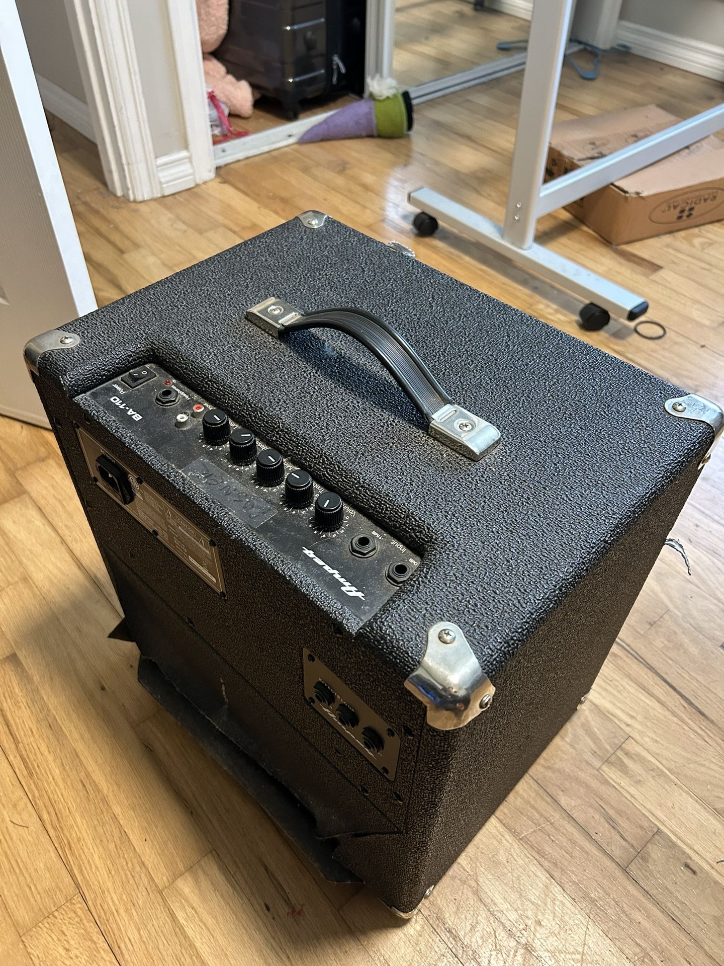 Ampeg BA-110 Bass Amp