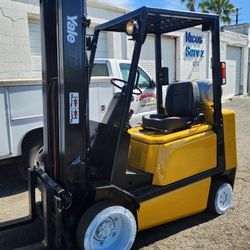 Forklift Yale 5000lbs Cap.