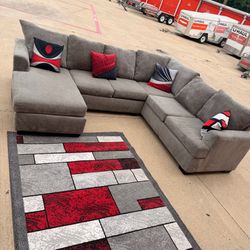 Modern Gray Sectional Sofa with Chaise – Plush & Spacious