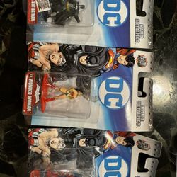 Collectible Figures 
