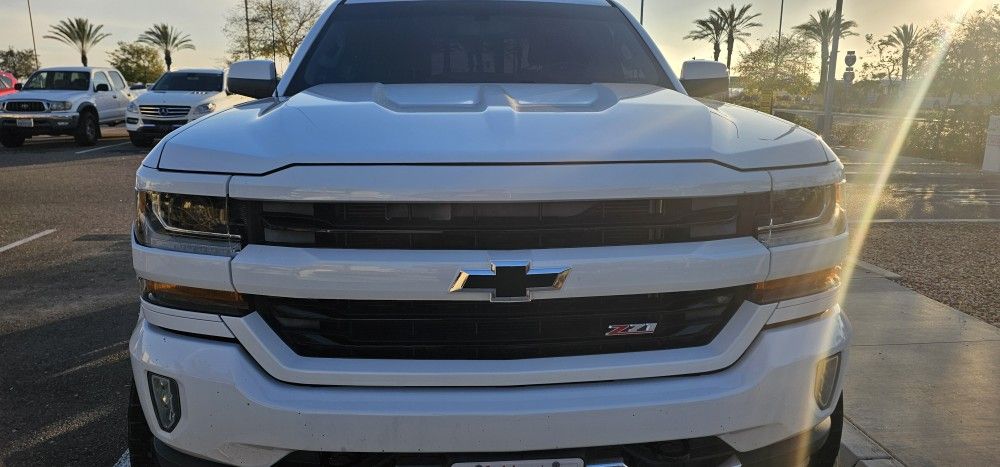 CHEVY SILVERADO 1500 Z71 4X4 CREWCAB