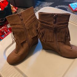 Size 7 Women’s